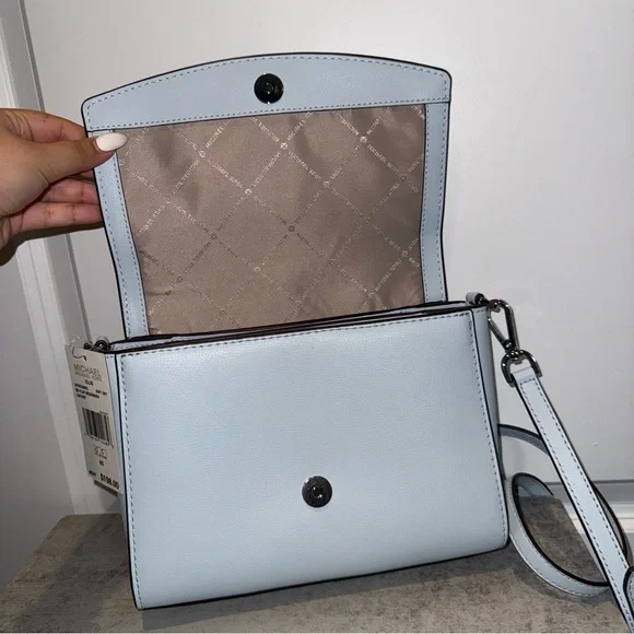 Michael Kors Ellis Medium Purse in Soft Sky - Picture 5 of 9